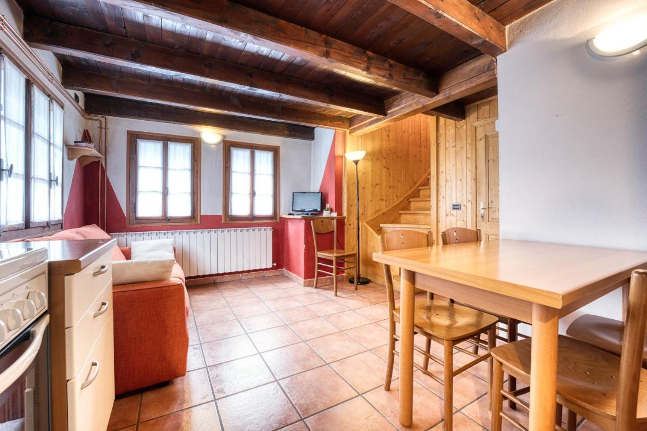 Incanto Walser Apartments Ronco Macugnaga Kültér fotó