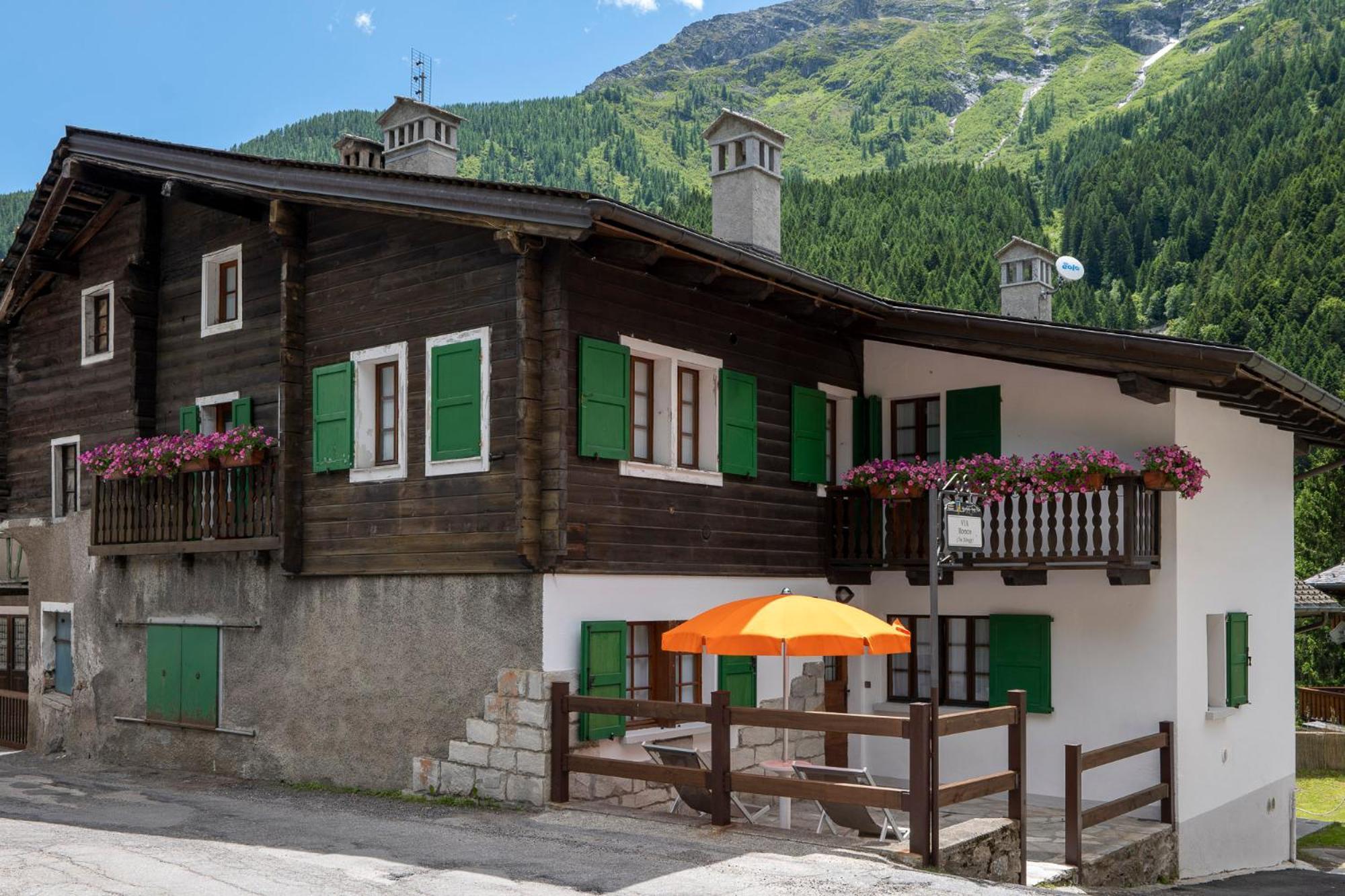 Incanto Walser Apartments Ronco Macugnaga Kültér fotó